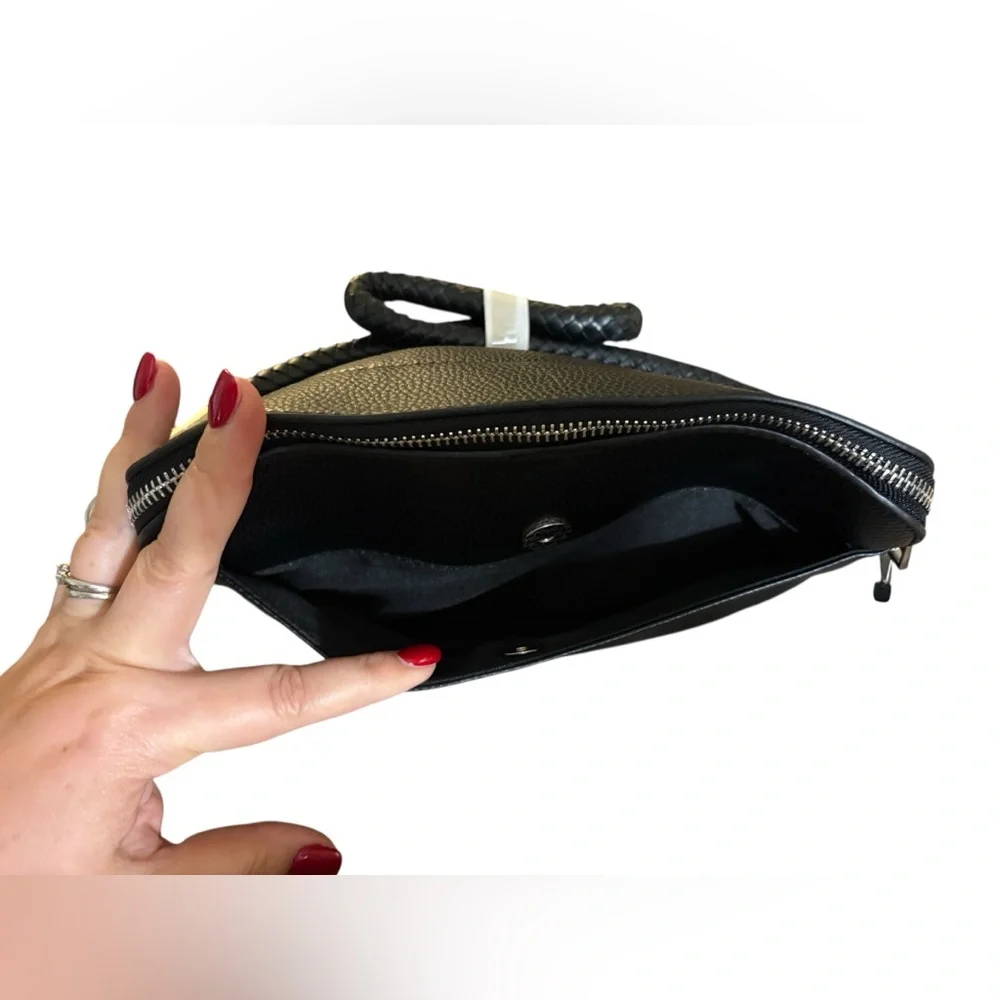 ALESSIA Elegant Black Shoulder Bag